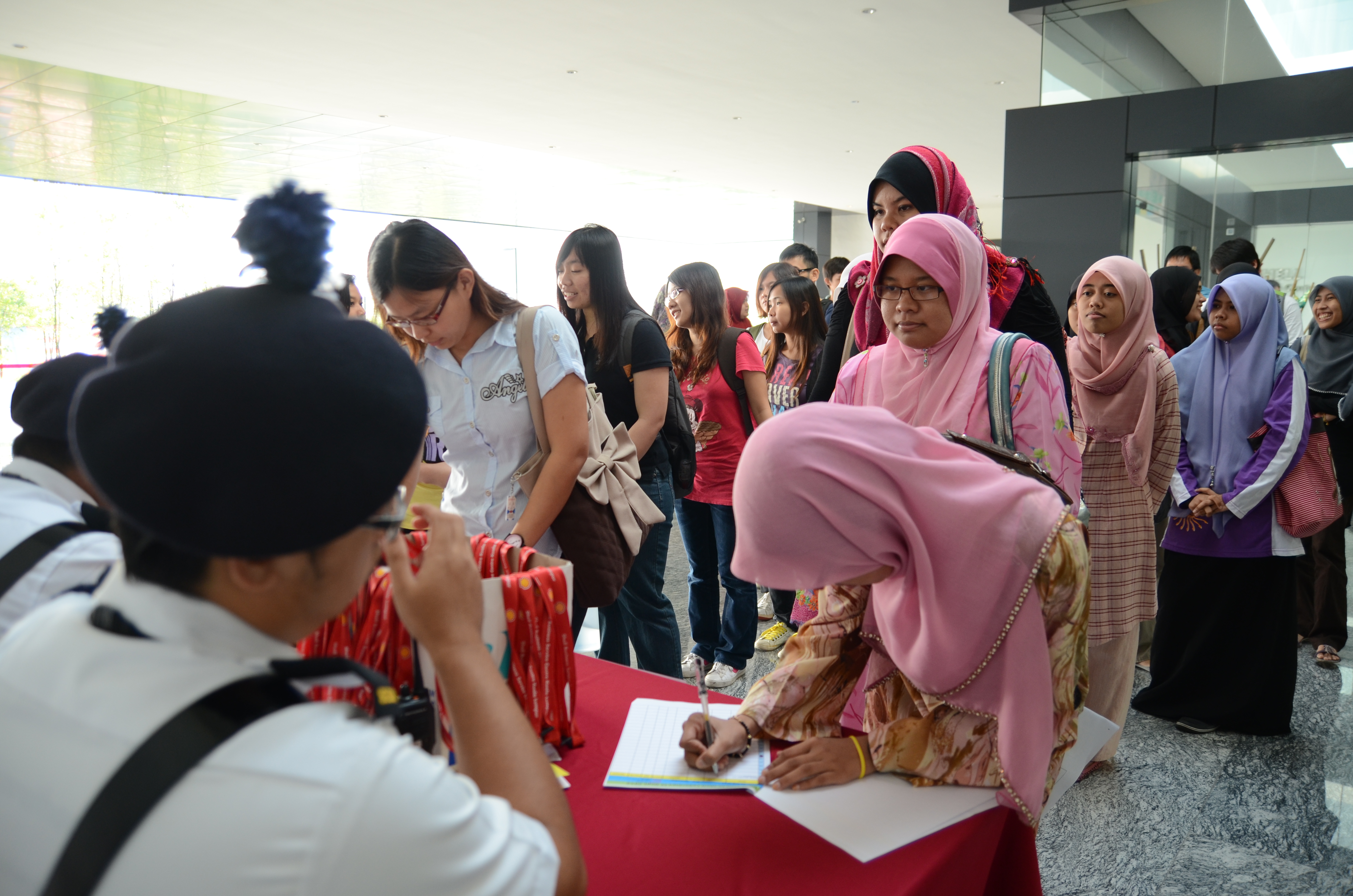 Lawatan Ke Shell Cyberjaya